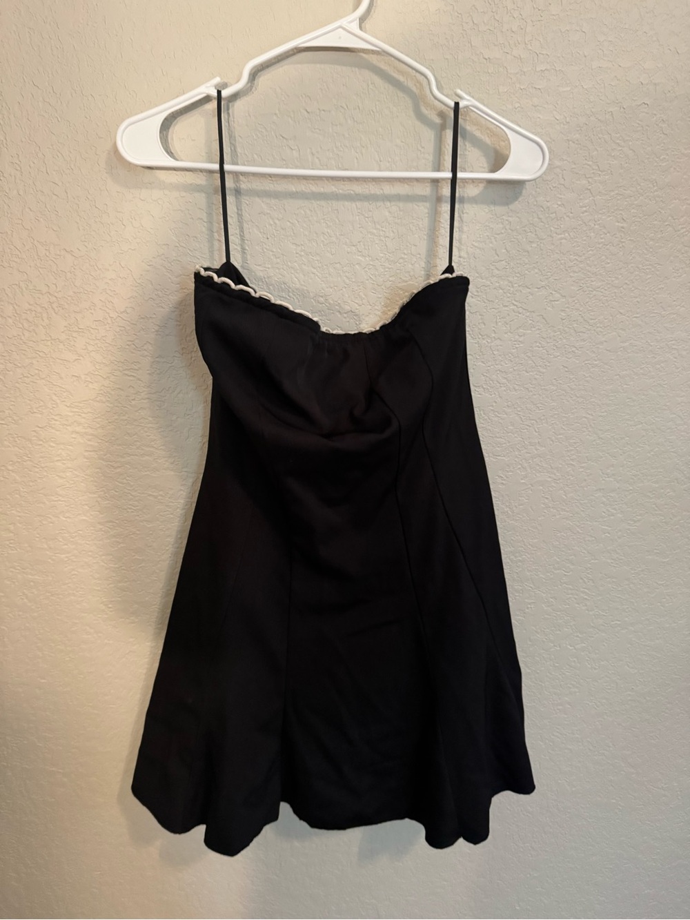 Musera Black Strapless Mini Dress